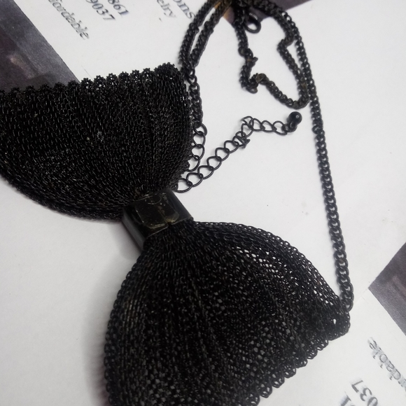 Jewelry - Picture 4 of 6